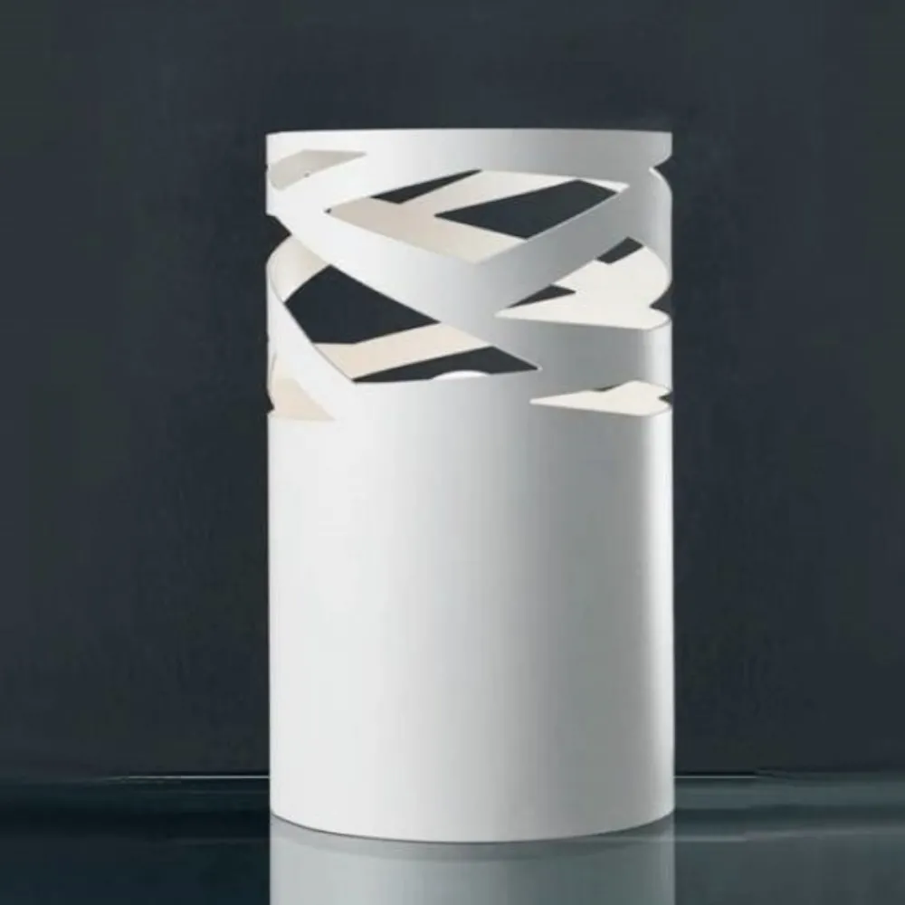Selezionato da Mazzolaluce Abat-jour da comodino bianca design moderno per camera da letto
