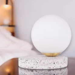 Selezionato da Mazzolaluce Lampade da comodino marmo grigio