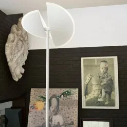 Gea Luce Piantana moderna bianca orientabili dimmerabile